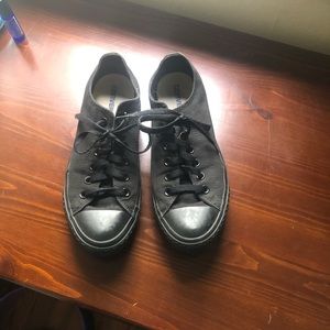 Great condition Converse Chuck Taylor Low Top